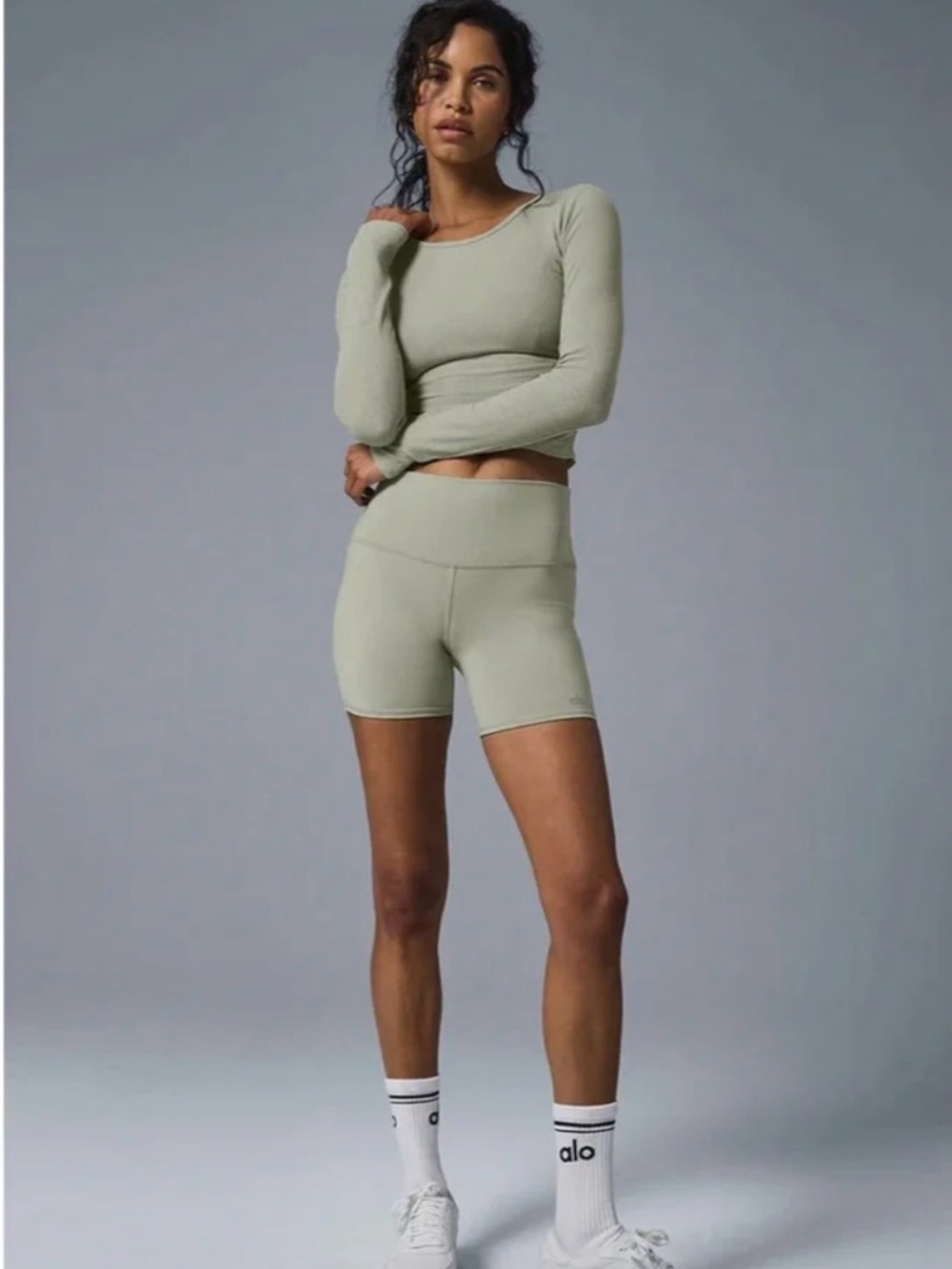 ALO Airbrush High-Waist 5" Biker Short - Limestone Green